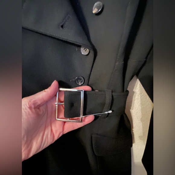 Karen Millen Plus Structured Crepe Strong Shoulder Dress Black 14 - Picture 10 of 11